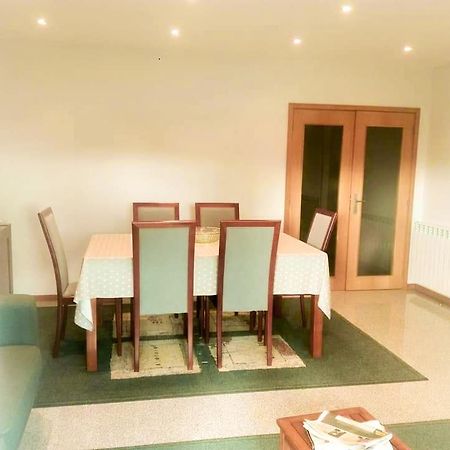 Beach Front Apartment - With Swimming Pool, Barbecue And Tennis Court! Viana do Castelo Eksteriør billede